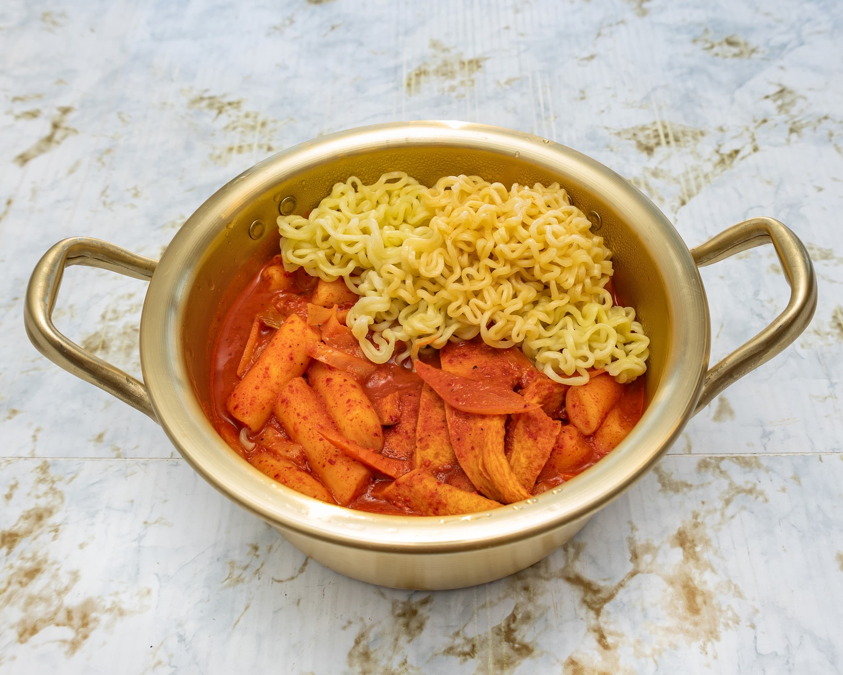 Ddeokbokki · 떡볶이